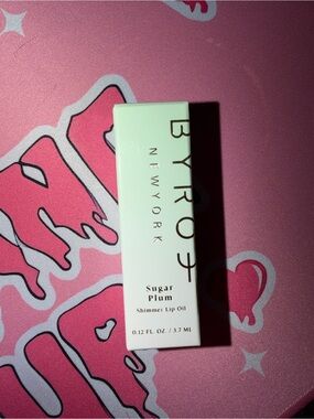 ByROE New York Sugar Plum Shimmer Lip Oil – Soft Pink